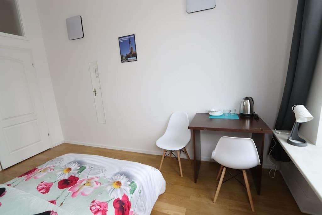 Fantastic Waw - Kp22 Room D Warsawa Bagian luar foto